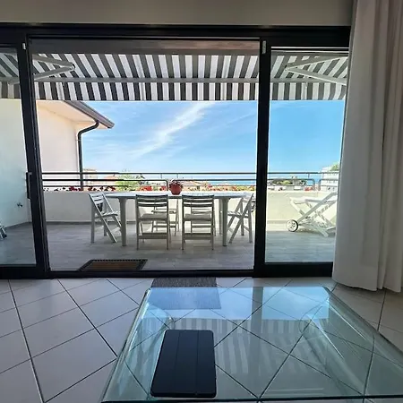 Luxury Pentohuse Near The Διαμέρισμα