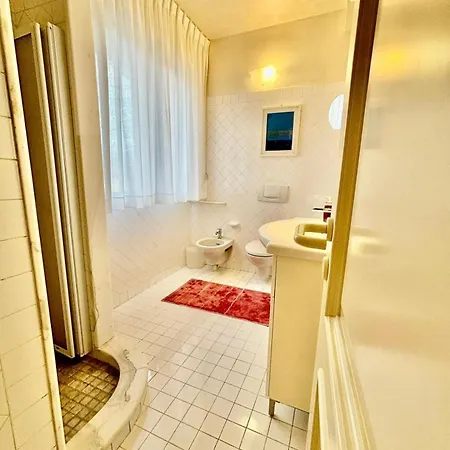 Διαμέρισμα Luxury Pentohuse Near The Marina di Pietrasanta
